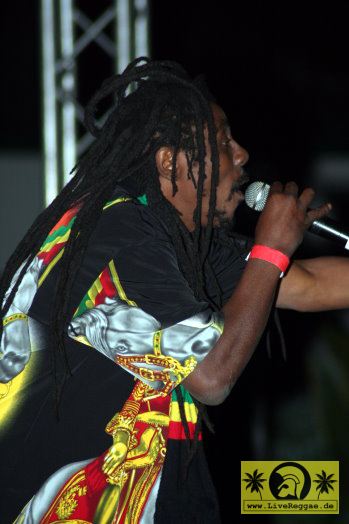 Berris Bassa with The Indica Band - Jacob Miller Remember Festival, Hoechstenbach 30. Juli 2005 (7).jpg